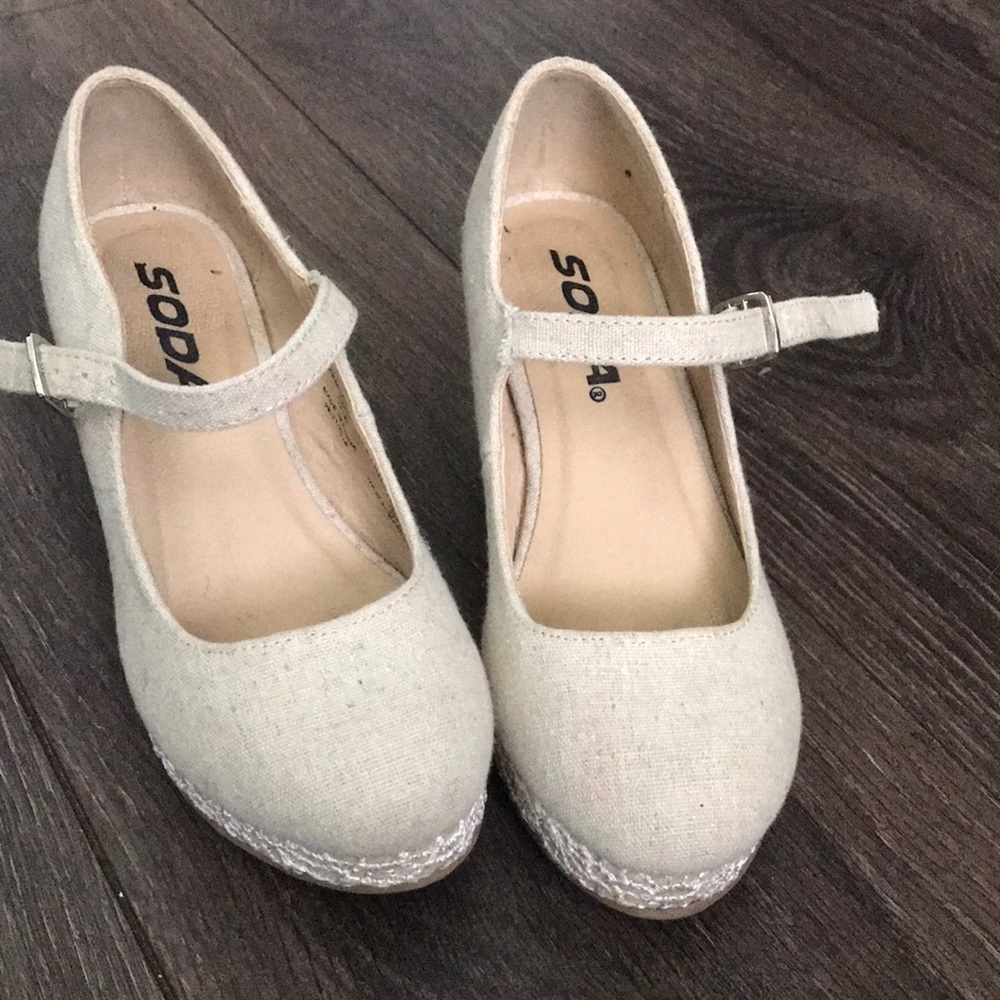 Girls wedges